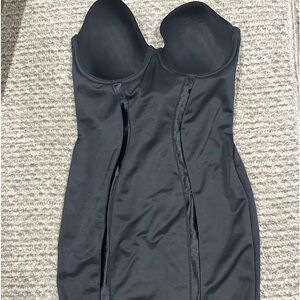 Maidenform black shapewear